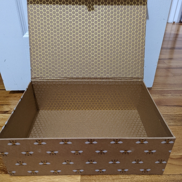 Organizing bin - Picture 2 of 2